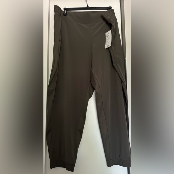 Athleta Brooklyn Jogger-Mountain Olive-Size 24 - Picture 4 of 6